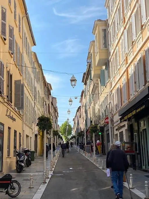 Moderne - Wifi - Plage A Pied - Marche Provencal Toulon 0*,  France