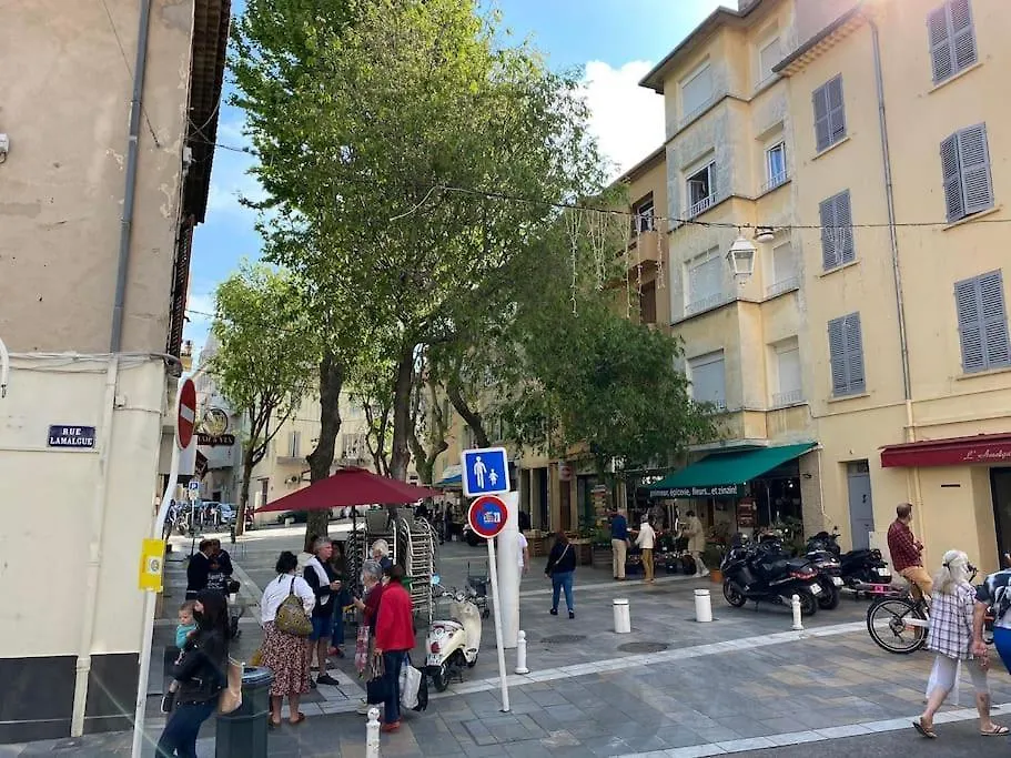 Apartment Moderne - Wifi - Plage A Pied - Marche Provencal Toulon